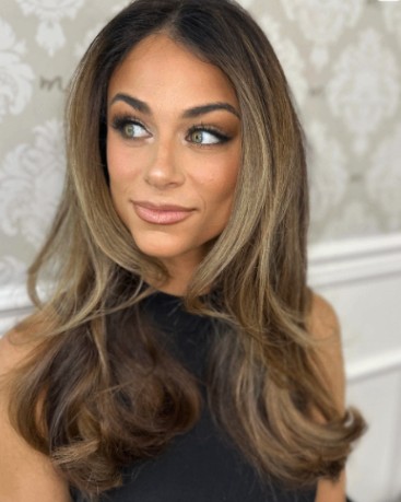 Moxie guest with dimensional balayage